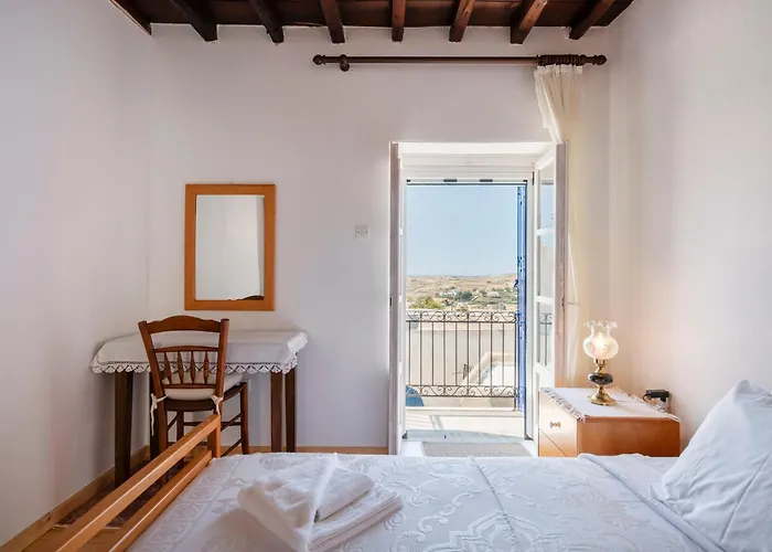 Marouso - Paros Seaview Getaway بيت للعطل *