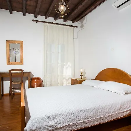 Marouso Paros Feriehus