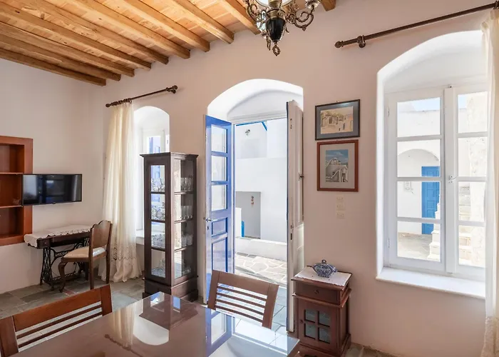 Semesterbostad Marouso - Paros Seaview Getaway *